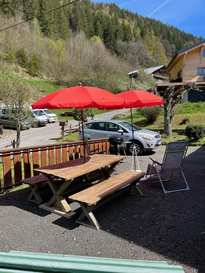 Villa Les Sapins à Saint-Jean-dʼAulps Hébergement de vacances